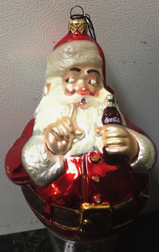 45264-1 € 30,00 coca cola kerstbal in vorm kerstman  glas
